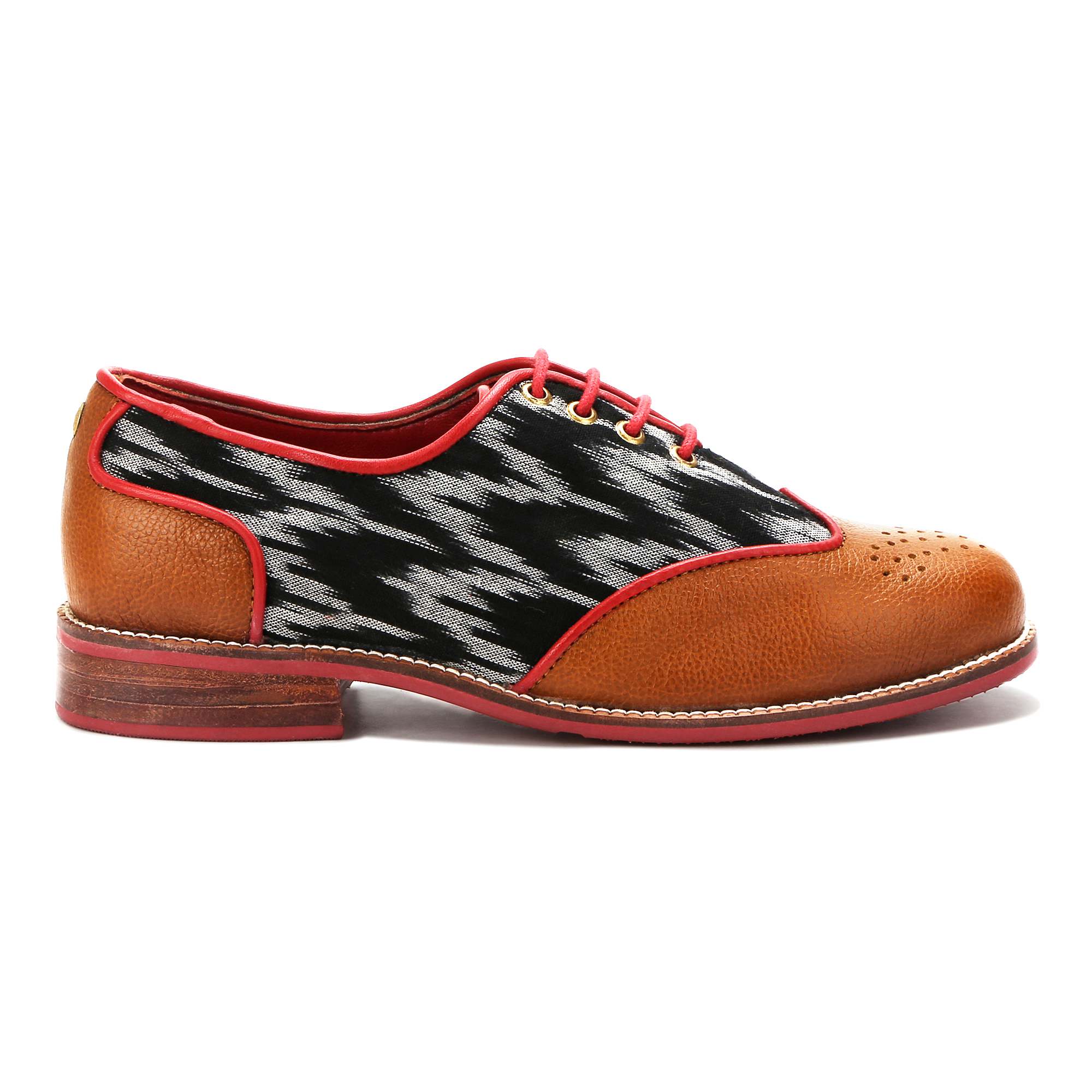 Ikat Brogues Women - Image 3