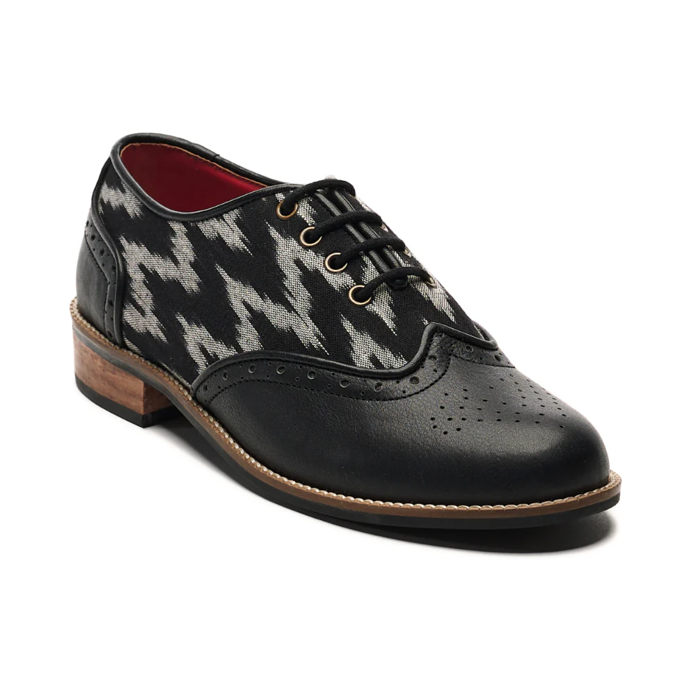 Ikat Brogues Women - Coal - Image 5